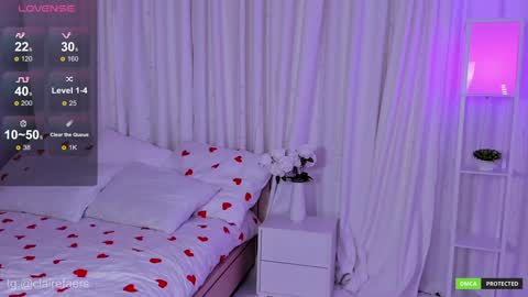 Snapshot of clairefaers chatting on 01/10/25, 12:47 Claire Faers online show from 01/10/25, 12:47