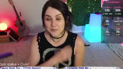Snapshot of claireity chatting on 06/18/26, 03:07 Claire online show from 06/18/26, 03:07