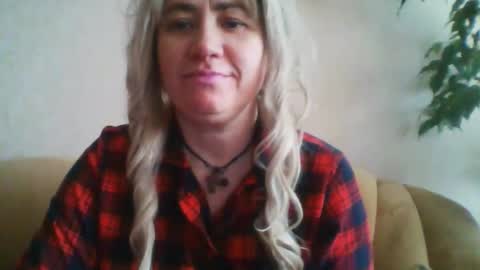 ClaireShannon online show from 01/15/26, 01:16