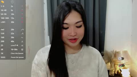 CLAIRE online show from 10/30/25, 06:04