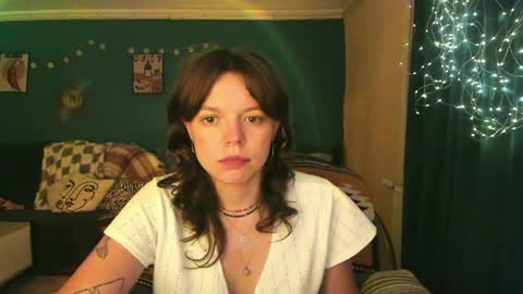 Snapshot of clancyosbourne chatting on 06/08/26, 01:28 Clancy online show from 06/08/26, 01:28