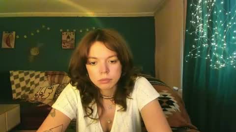 Snapshot of clancyosbourne chatting on 07/16/26, 04:57 Clancy online show from 07/16/26, 04:57