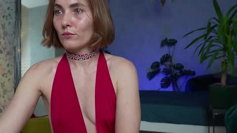 Snapshot of clara_bendover chatting on 11/20/25, 07:46 Clara online show from 11/20/25, 07:46