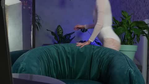 Snapshot of clara_bendover chatting on 02/12/26, 07:09 Clara online show from 02/12/26, 07:09