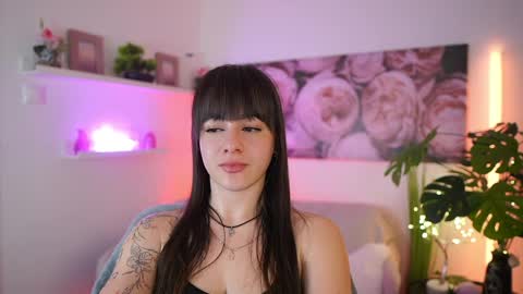 Clara online show from 04/02/26, 08:34