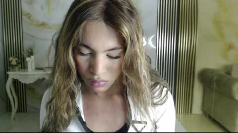 Clara  online show from 09/10/25, 08:31