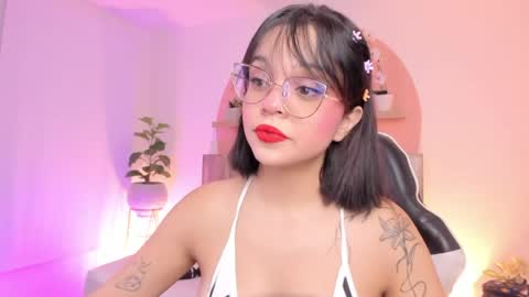 Snapshot of clara_lu chatting on 04/29/26, 02:59 C L A R A online show from 04/29/26, 02:59
