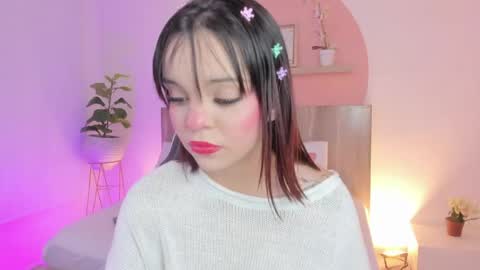 Snapshot of clara_lu chatting on 06/03/26, 02:25 C L A R A online show from 06/03/26, 02:25