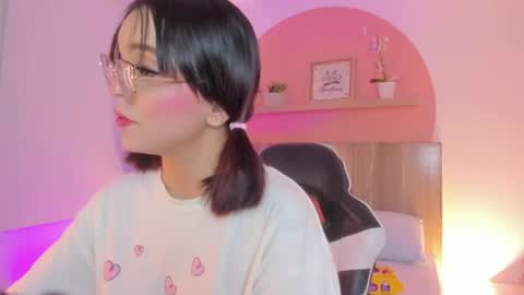 Snapshot of clara_lu chatting on 06/16/26, 02:36 C L A R A online show from 06/16/26, 02:36