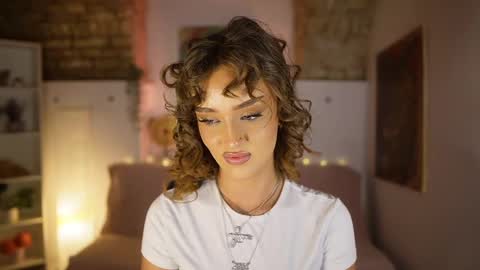 Clara smile online show from 02/23/25, 07:38