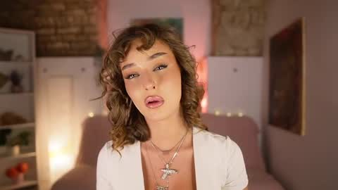 Clara smile online show from 02/25/25, 01:20