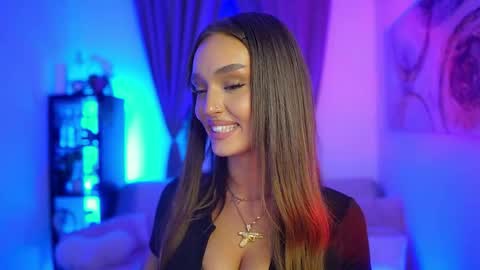 Clara smile online show from 10/03/25, 06:38