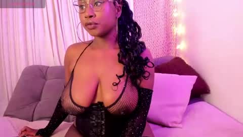 Snapshot of claradoll_ chatting on 07/20/26, 10:39 Clara online show from 07/20/26, 10:39