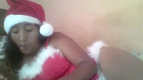 Snapshot of clarah0123 chatting on 11/09/25, 07:39 Clarah0123 online show from 11/09/25, 07:39