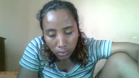 Snapshot of clarah0123 chatting on 11/28/25, 10:51 Clarah0123 online show from 11/28/25, 10:51