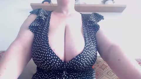 Snapshot of claralollipop chatting on 05/15/26, 02:35 Clara online show from 05/15/26, 02:35