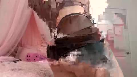 Clara online show from 04/18/26, 05:06