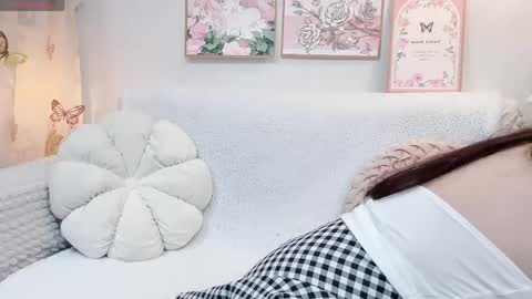 Clari online show from 04/28/26, 02:27