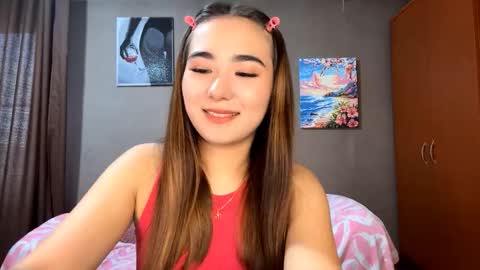 Yuna online show from 10/23/25, 08:24