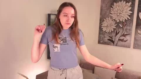 Lora online show from 02/10/26, 01:32