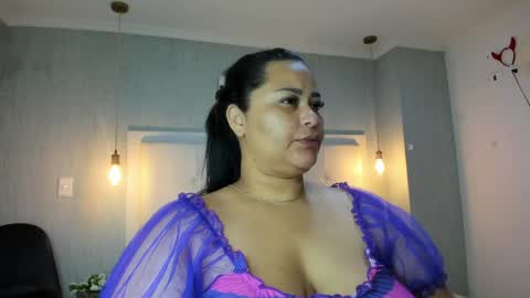Snapshot of clarigil chatting on 06/02/26, 12:40 clarigil online show from 06/02/26, 12:40