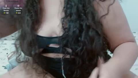 Snapshot of clarissa_klauss chatting on 02/26/25, 06:58 Clarissa online show from 02/26/25, 06:58