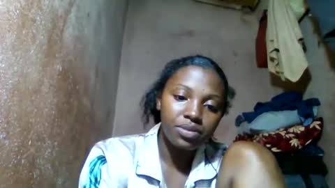 clarisse98 online show from 04/12/26, 07:52