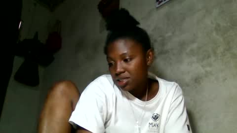 Snapshot of clarisse98 chatting on 05/08/26, 08:19 clarisse98 online show from 05/08/26, 08:19