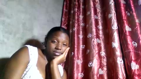 Snapshot of clarisse98 chatting on 05/21/26, 02:57 clarisse98 online show from 05/21/26, 02:57