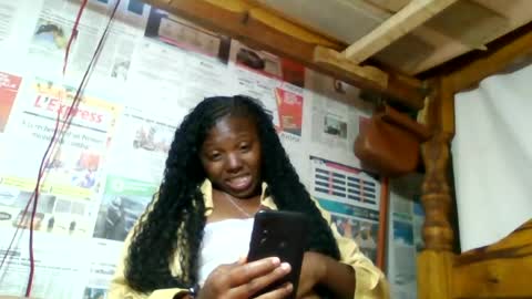 Snapshot of clarisse98 chatting on 06/26/26, 10:19 clarisse98 online show from 06/26/26, 10:19