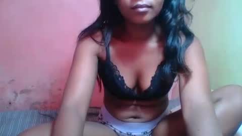 clarissezz online show from 05/12/26, 06:43