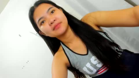 Snapshot of clarita_moore1000 chatting on 03/10/25, 01:56 Rita online show from 03/10/25, 01:56