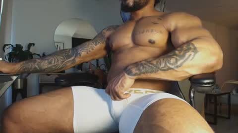 Snapshot of clark_strong chatting on 06/14/26, 01:02 clark_strong online show from 06/14/26, 01:02