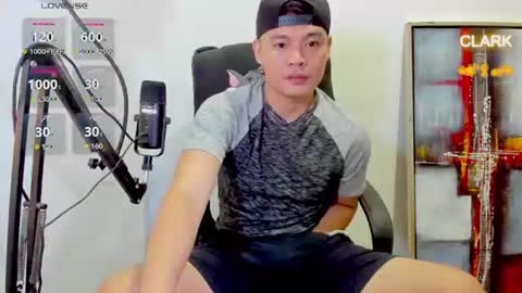 Snapshot of clarkyplaze chatting on 06/11/26, 12:32 Clark online show from 06/11/26, 12:32