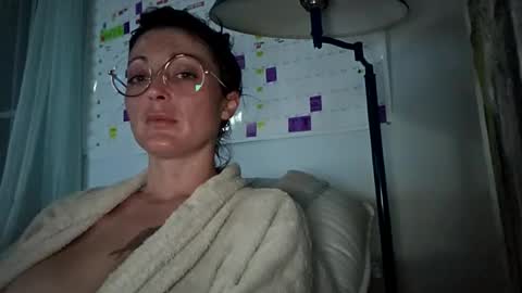Snapshot of clarnbear chatting on 07/19/26, 02:04 clarnbear online show from 07/19/26, 02:04