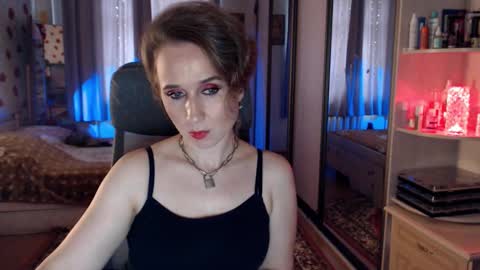 classyinna online show from 10/09/25, 08:45