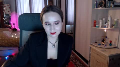 classyinna online show from 02/25/26, 10:03