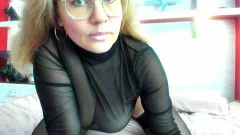 Snapshot of classylady666 chatting on 05/26/26, 12:56 Valery online show from 05/26/26, 12:56