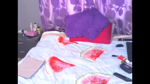 claudine valencia online show from 12/13/24, 08:30