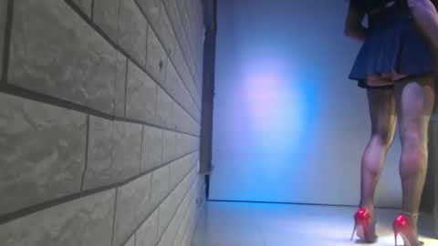 Snapshot of claudita_saens chatting on 10/29/25, 10:22 claudita_saens online show from 10/29/25, 10:22