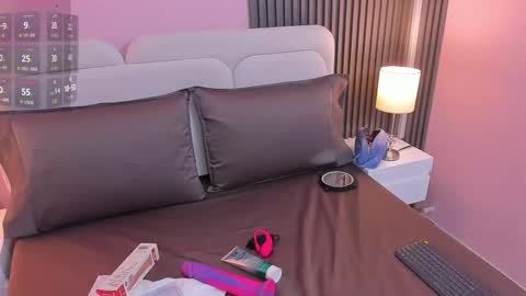 Snapshot of clawdeen__wolf chatting on 09/19/25, 08:09 clauwdeen wolf online show from 09/19/25, 08:09