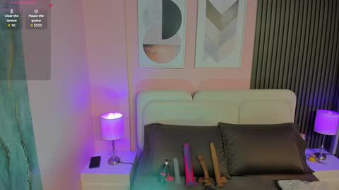 clauwdeen  wolf online show from 04/08/26, 07:58