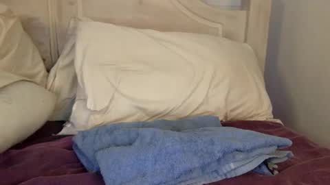 Snapshot of cleanuponaisle2 chatting on 02/02/25, 06:04 Anon online show from 02/02/25, 06:04