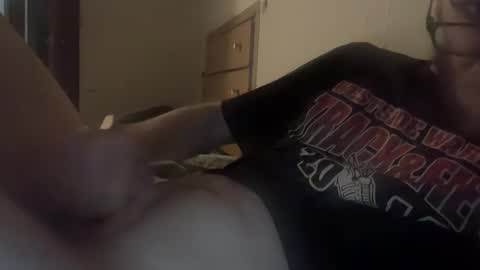 cleatus27 online show from 05/19/26, 02:18