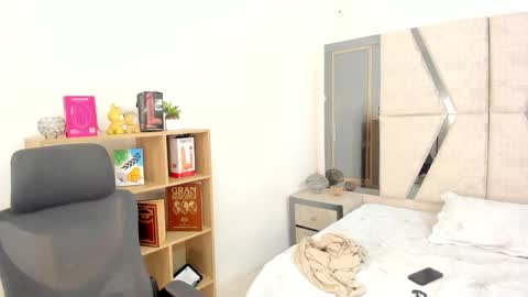 Cleo Adams online show from 09/16/25, 04:13