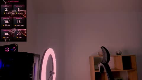 Cleo Adams online show from 11/04/25, 04:44