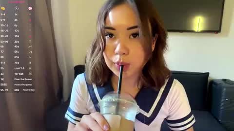 Lili online show from 07/31/26, 01:10