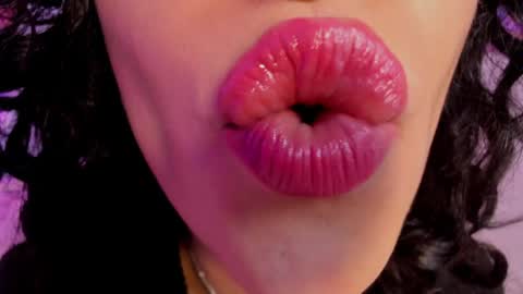 Cleo  online show from 04/21/26, 11:16