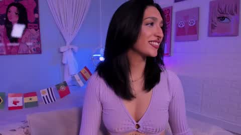 Snapshot of cleo_foxx chatting on 06/17/26, 12:18 Cleo online show from 06/17/26, 12:18