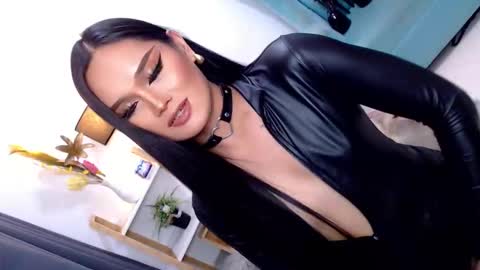 Cleo online show from 04/21/26, 01:42